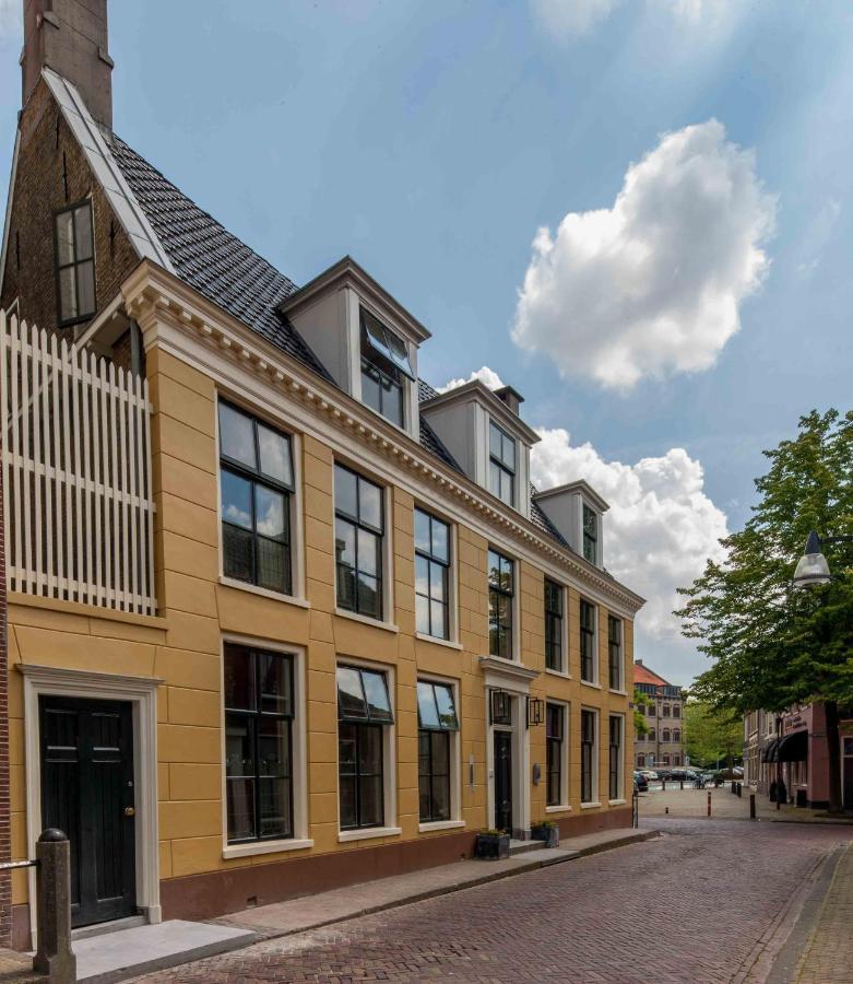De Olde Signorie Bed & Breakfast ลีวาร์เดิน ภายนอก รูปภาพ
