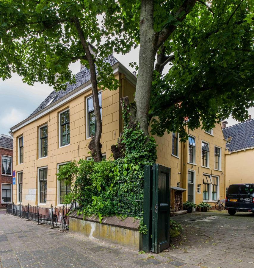 De Olde Signorie Bed & Breakfast ลีวาร์เดิน ภายนอก รูปภาพ