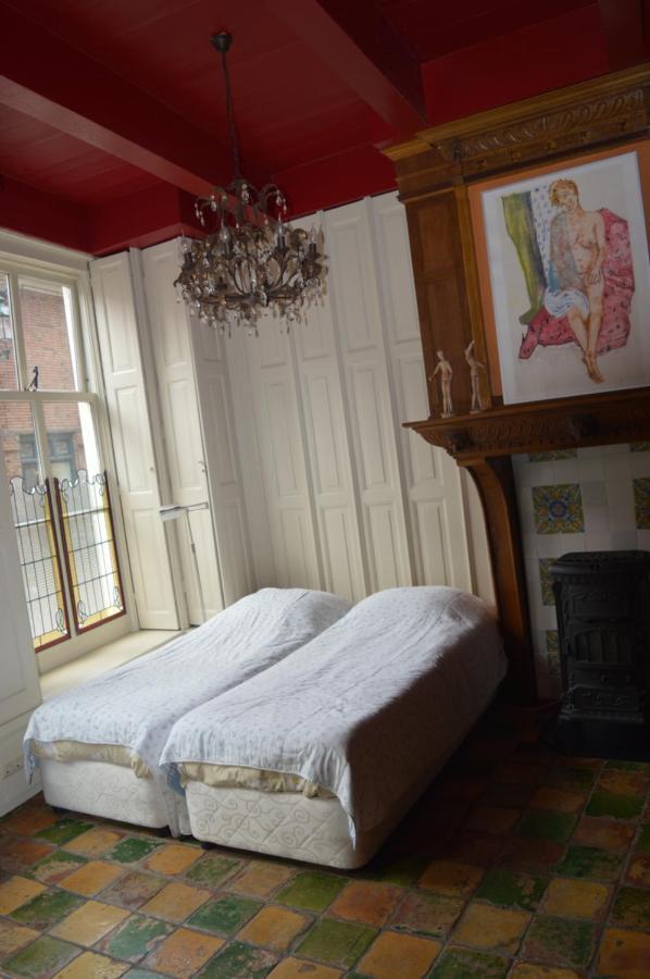 De Olde Signorie Bed & Breakfast ลีวาร์เดิน ภายนอก รูปภาพ