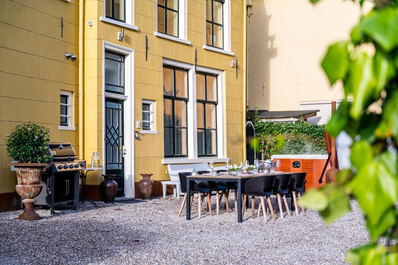 De Olde Signorie Bed & Breakfast ลีวาร์เดิน ภายนอก รูปภาพ