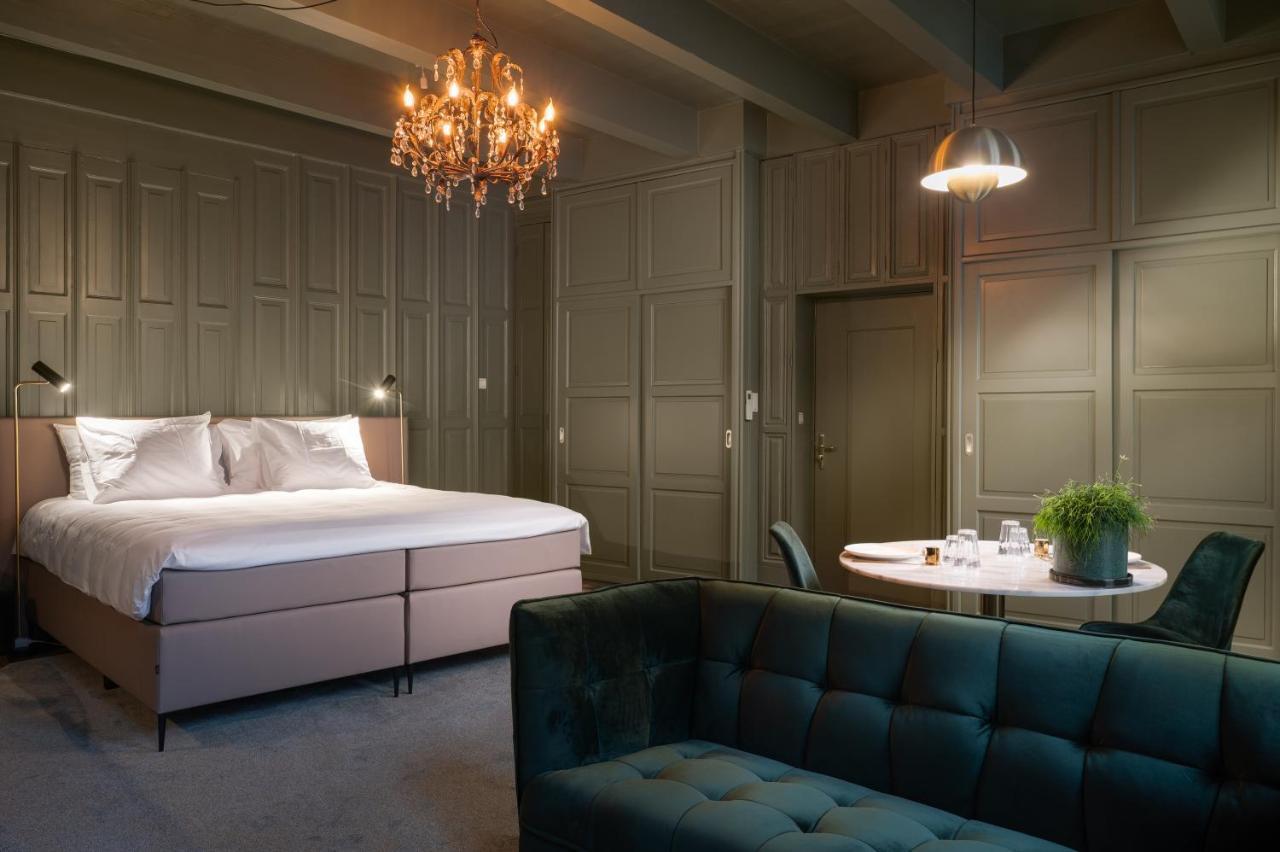 De Olde Signorie Bed & Breakfast ลีวาร์เดิน ภายนอก รูปภาพ