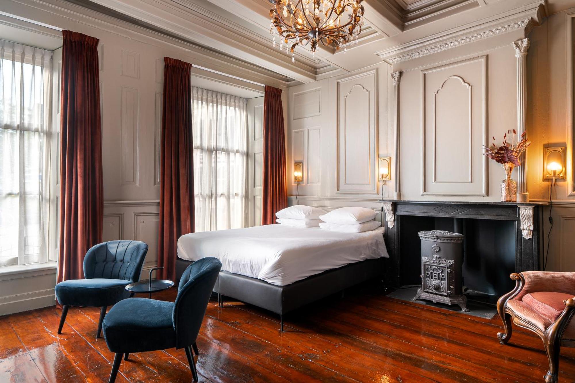 De Olde Signorie Bed & Breakfast ลีวาร์เดิน ภายนอก รูปภาพ